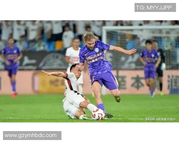 足球明星因不当行为被开除的背后故事与影响分析